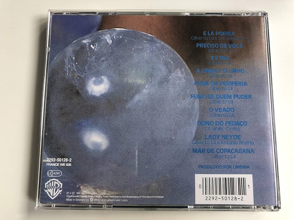 Extra: Amazon.ca: Music